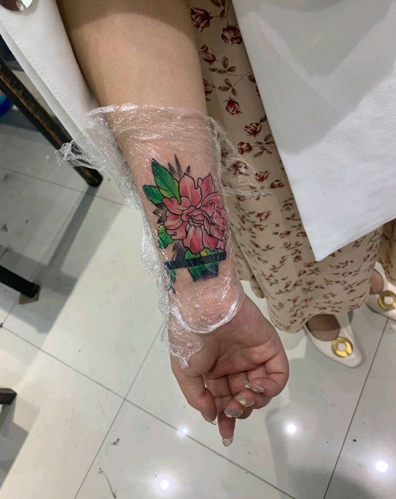 花纹身图片_手臂纹身图案