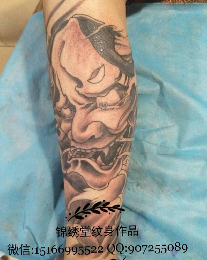 包小腿纹身图片