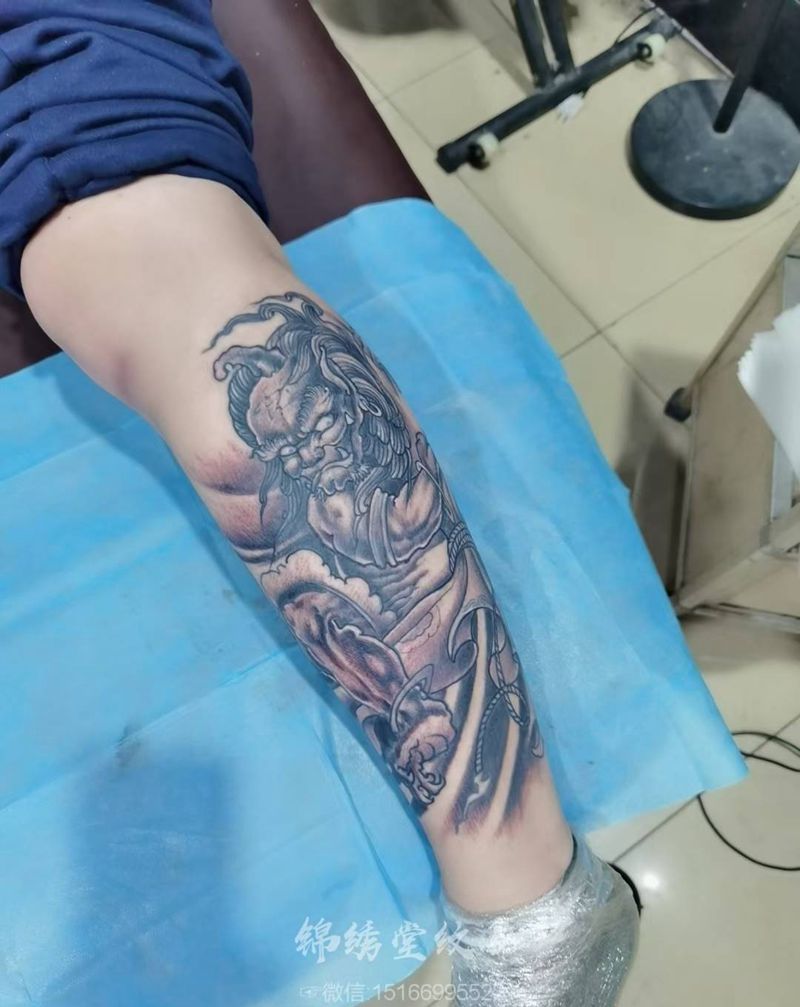 修改一下纹身图片_腿部新传统纹身图案