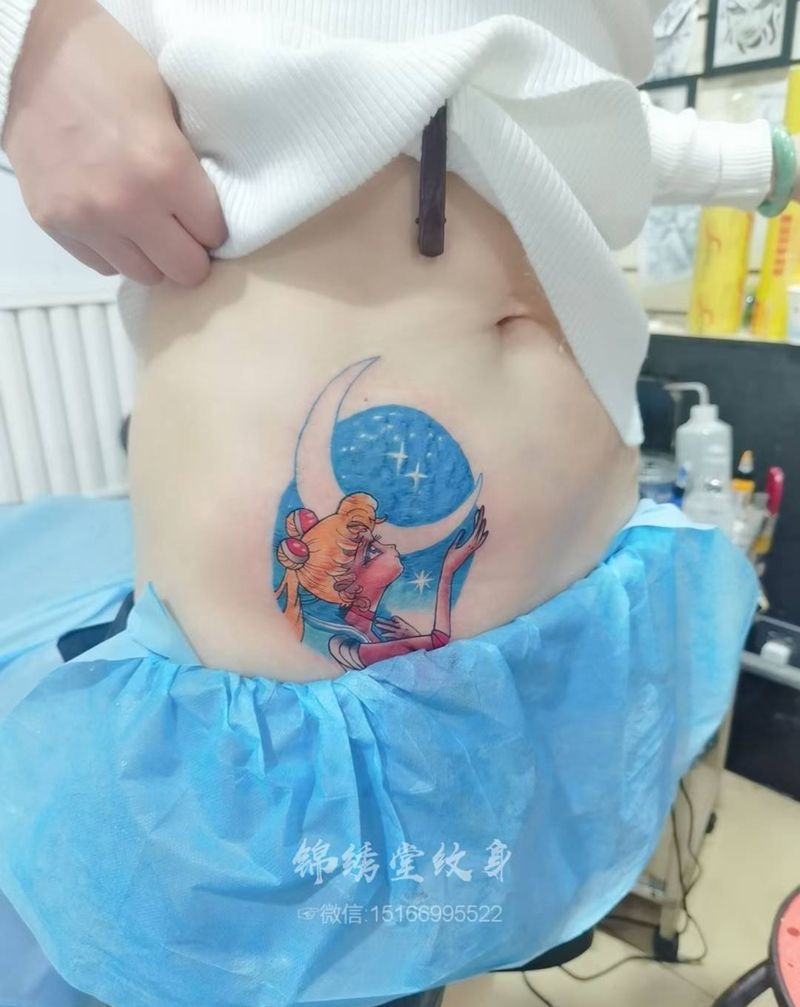 遮盖妊娠纹纹身图片_腹部New School纹身图案