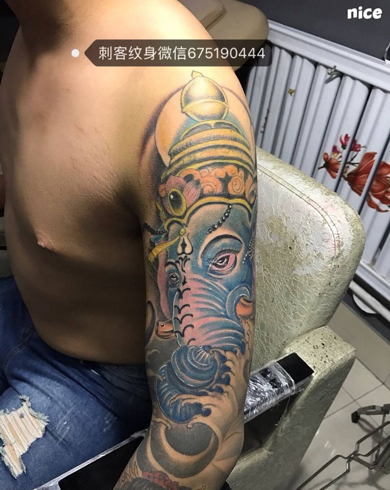 鼻子长纹身图片