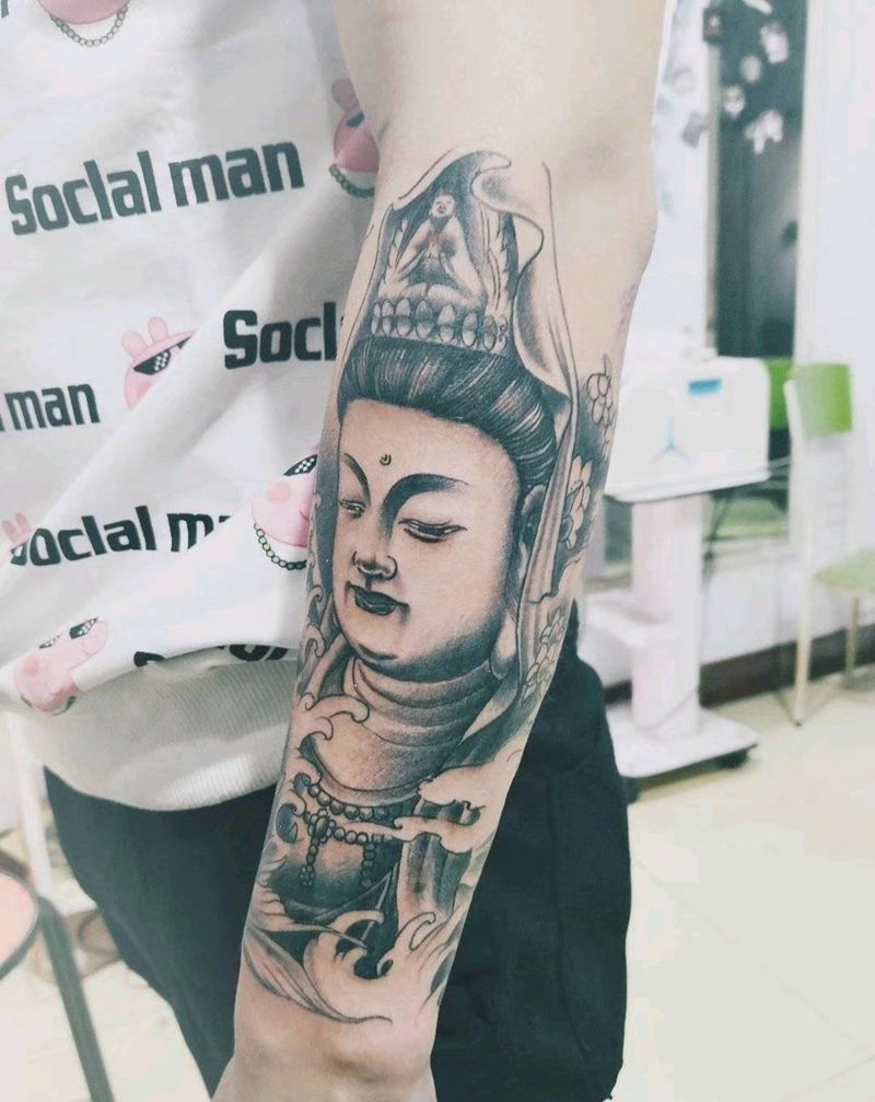 菩萨纹身图片_手臂新传统纹身图案