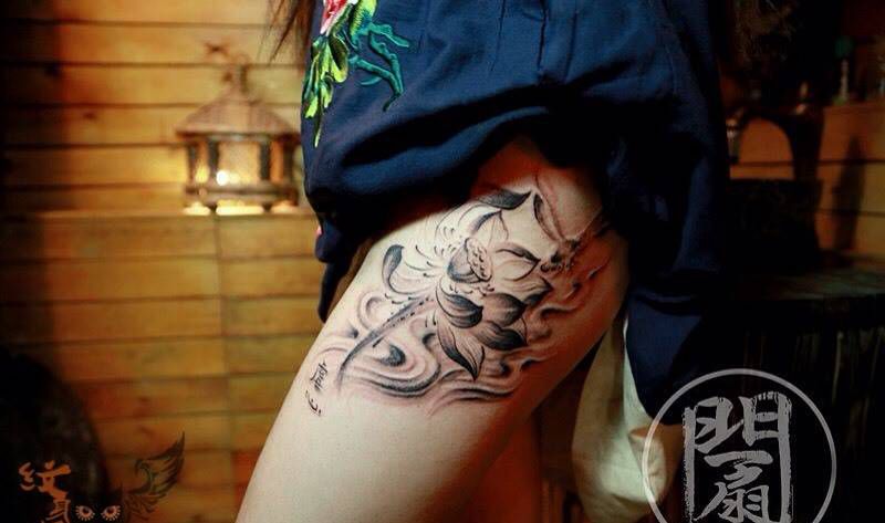 莲 刺青纹身图片_成品腿部清新传统植物纹身图案