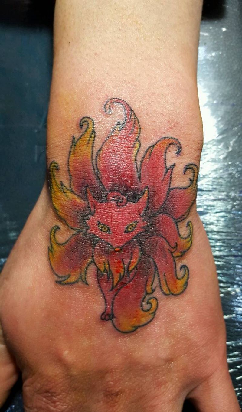 九尾狐纹身图片