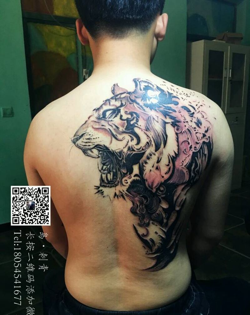 心有猛虎纹身图片_背部传统写实动物人物植物宗教手稿纹身图案