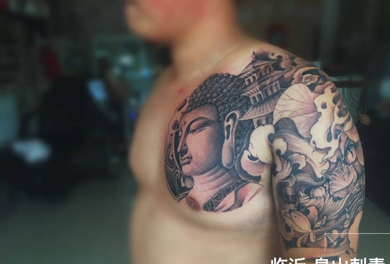 佛像福狮半甲纹身图片