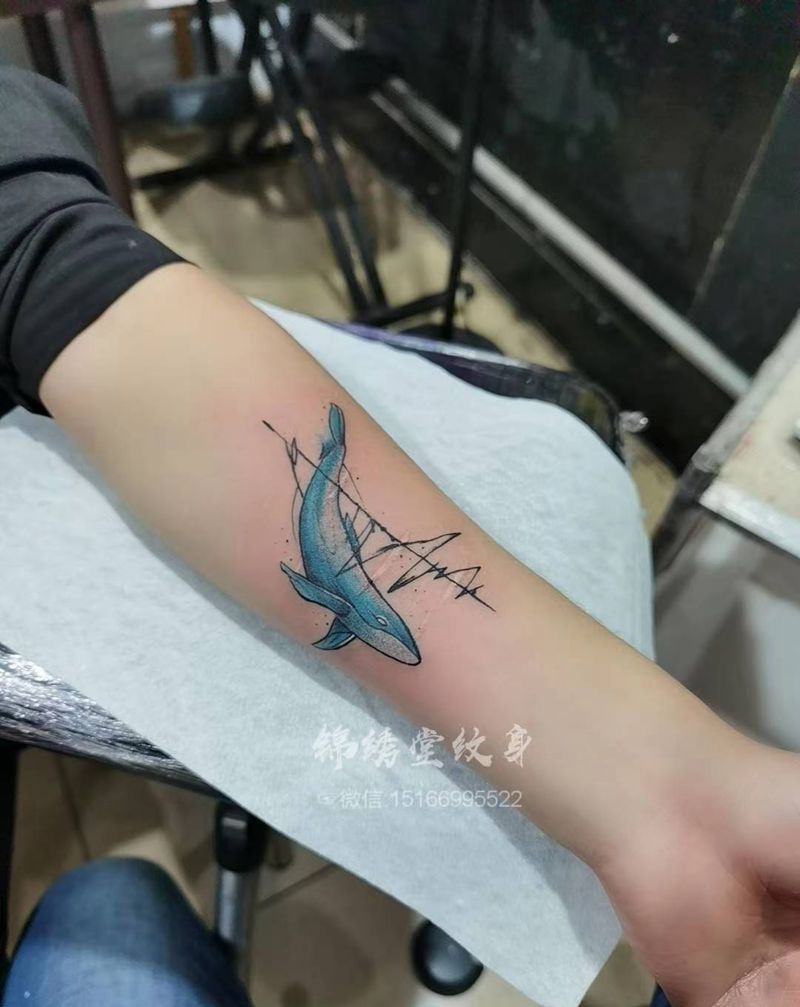鲸鱼纹身图片_手臂水彩纹身图案