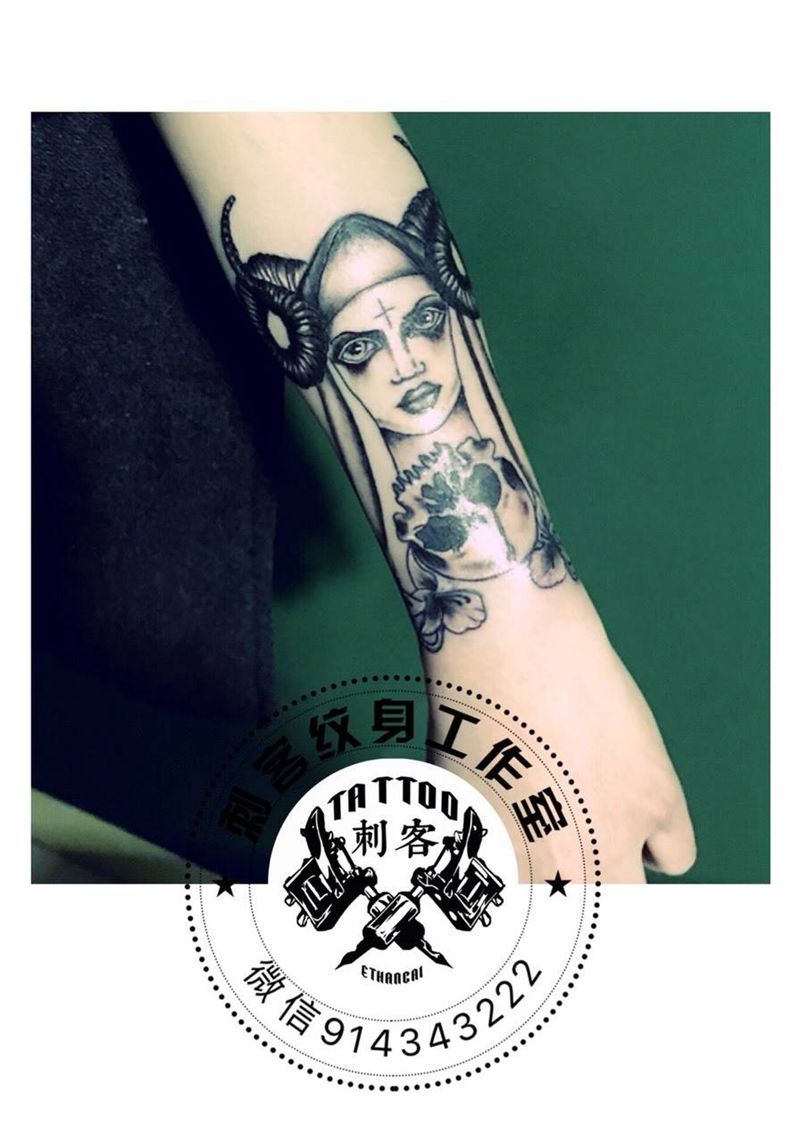 修女撒旦纹身图片