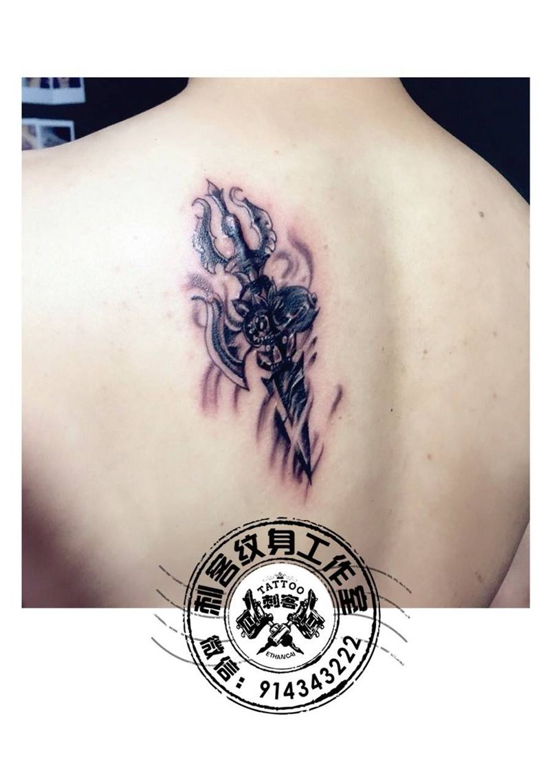 疤痕遮盖降魔杵纹身图片