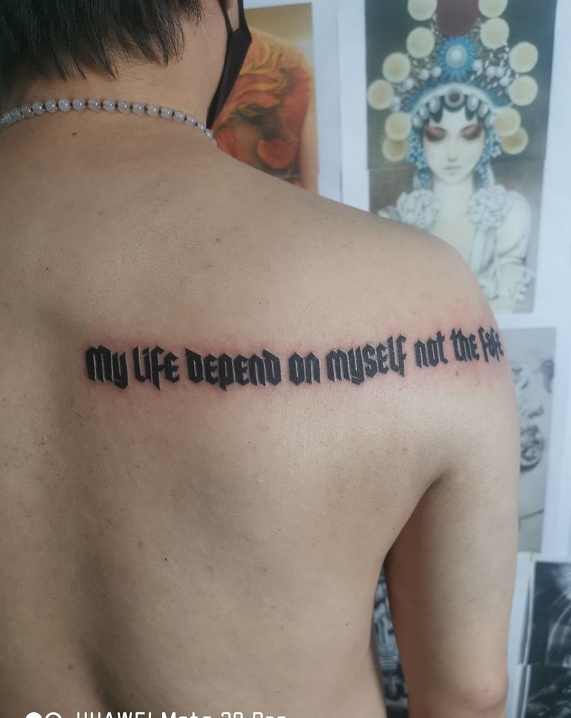 最近部分作品纹身图片_肩部手臂老传统新传统纹身图案