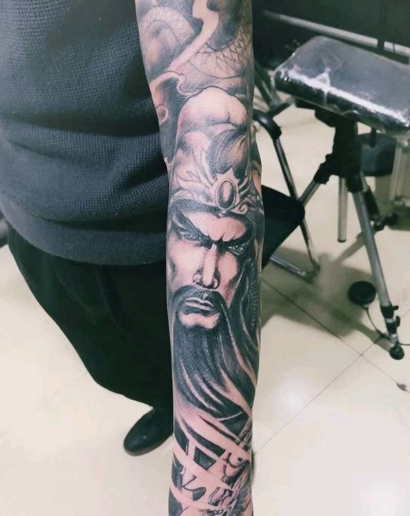 关羽纹身图片_手臂新传统纹身图案