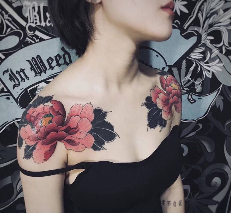 肩花纹身图片