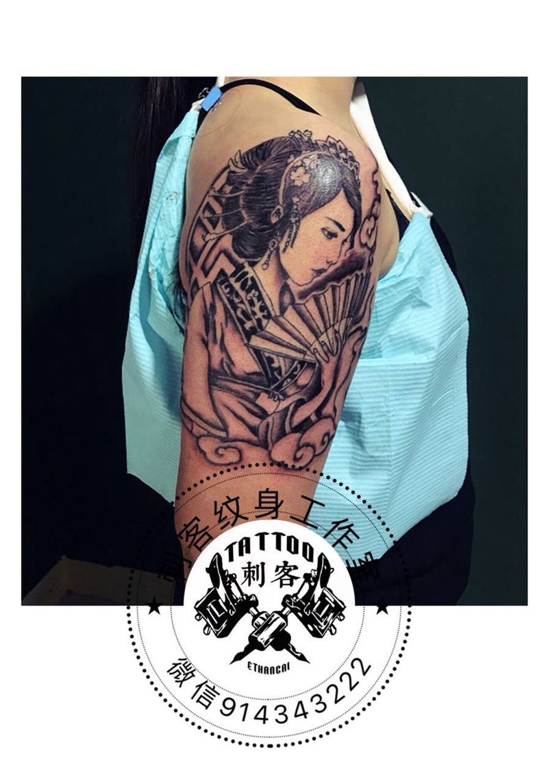 古典美女纹身图片