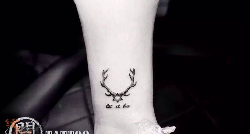 鹿角六芒星纹身图片_成品腿部脚部清新静物几何动物纹身图案