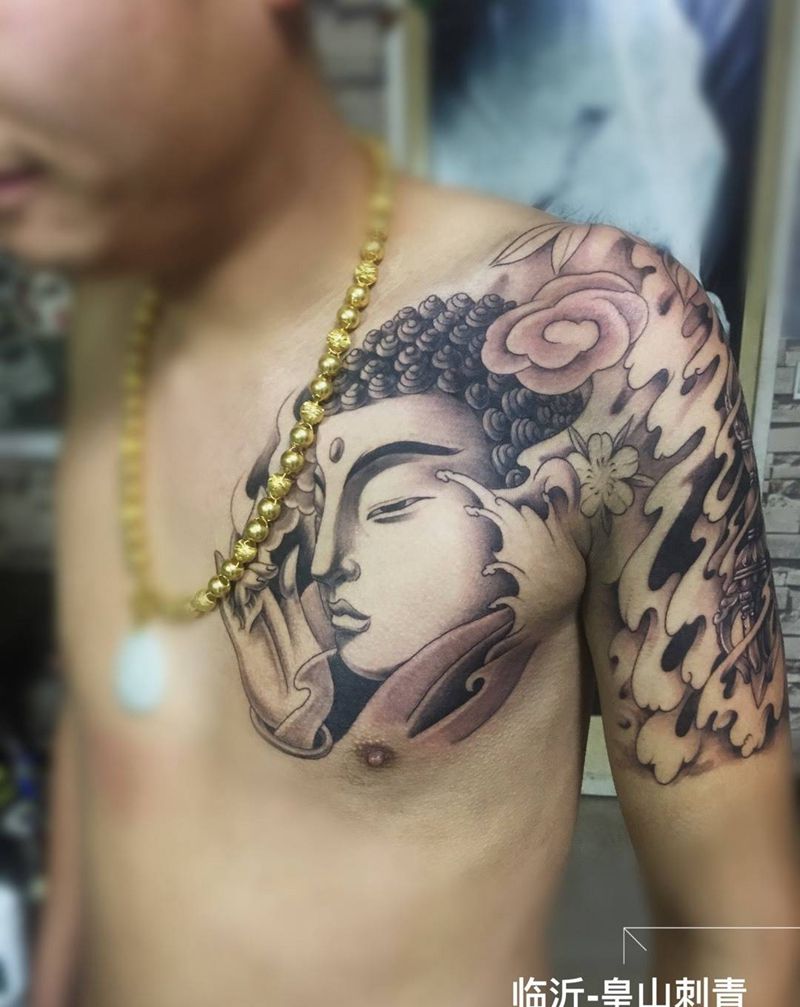 佛＋降魔杵半甲纹身图片_成品肩部胸部臀部手臂传统人物宗教纹身图案