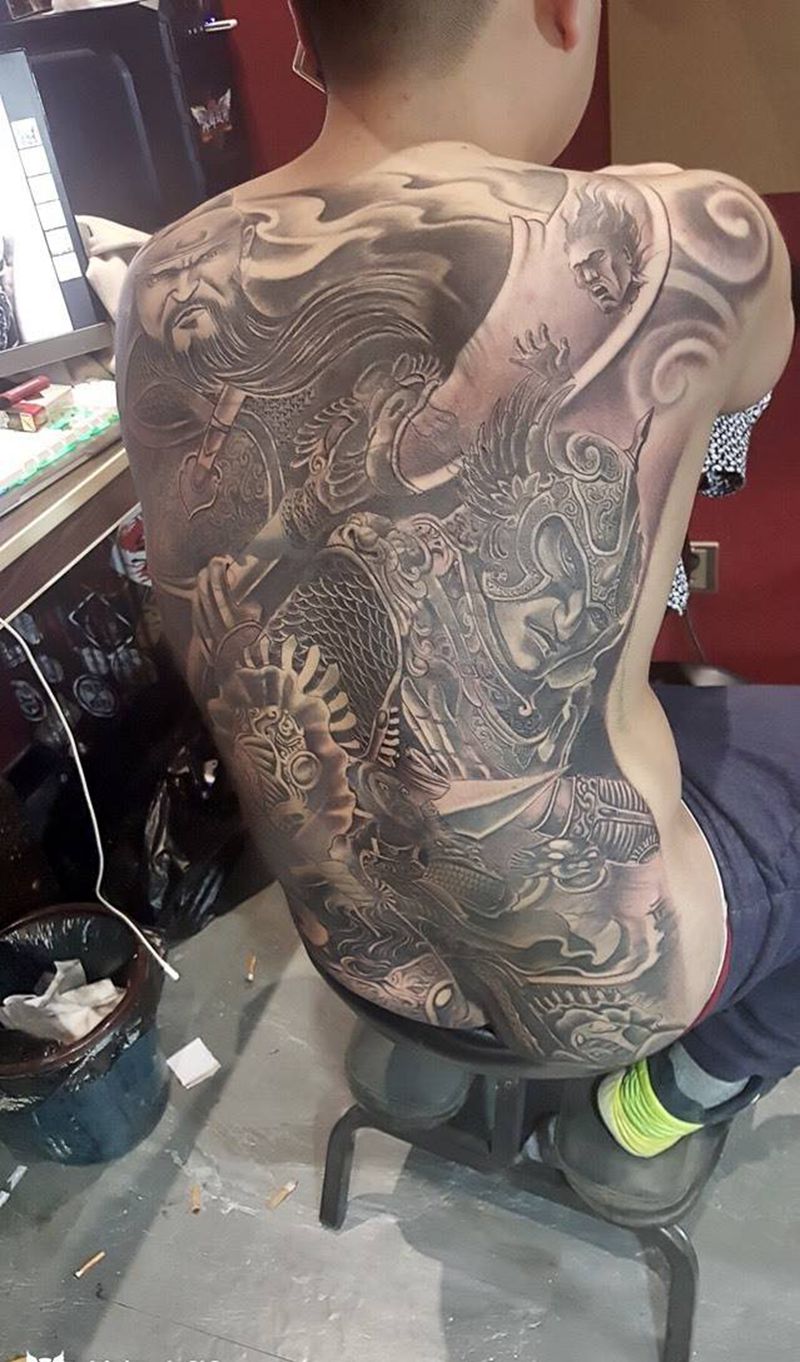 遮盖。烈火风格大背纹身图片_成品背部传统人物烈火风格聊城纹身图案