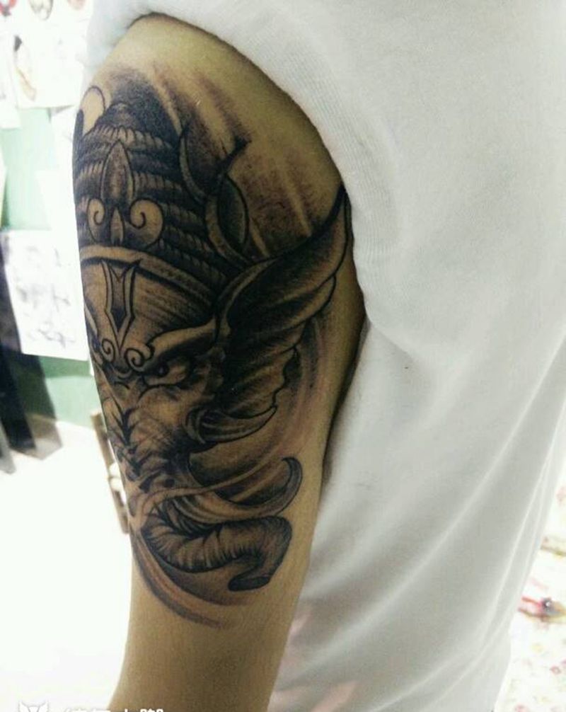 大臂象神纹身图片