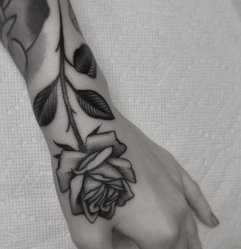 #玫瑰纹身# 女人节快乐,纹身图案分享纹身图片_成品手稿手臂腿部肩部背部欧美植物清新纹身图案