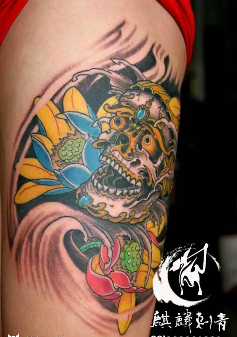 大腿噶吧啦纹身图片