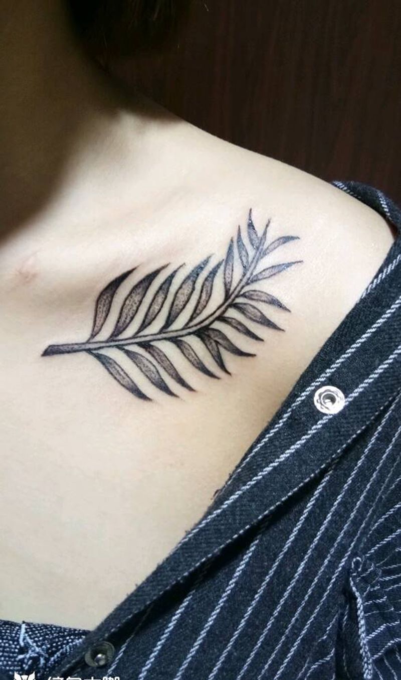 叶纹身图片_胸部清新植物成品纹身图案