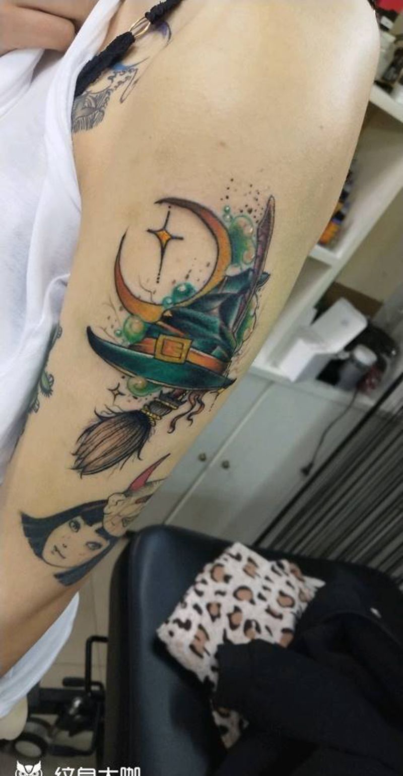 魔法师的帽子纹身图片