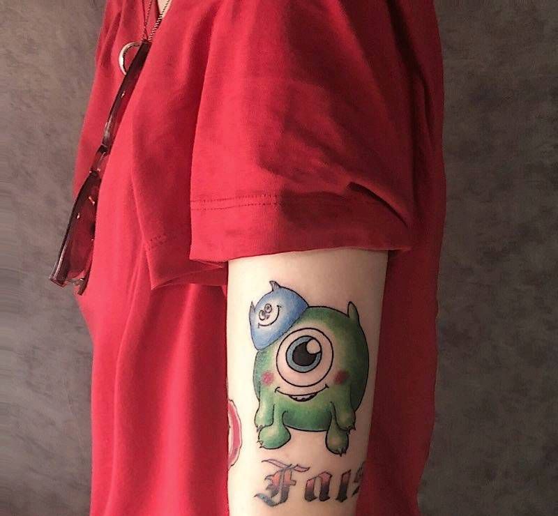 大眼仔纹身图片