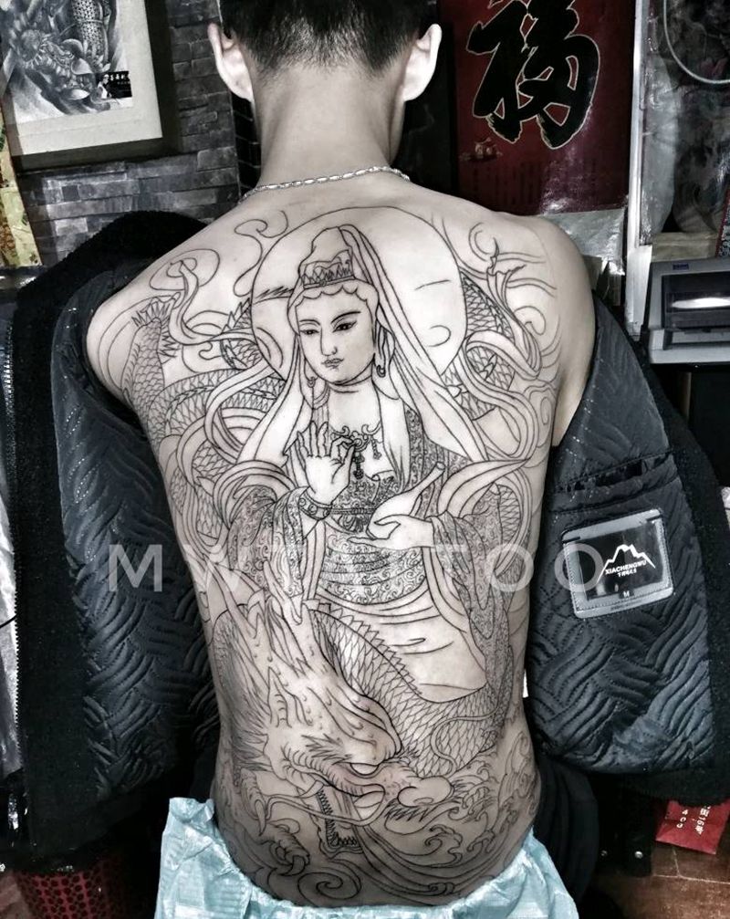 观音降龙纹身图片