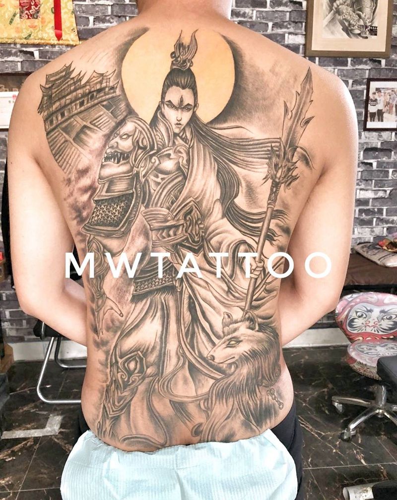 二郎神纹身图片_背部新传统纹身图案