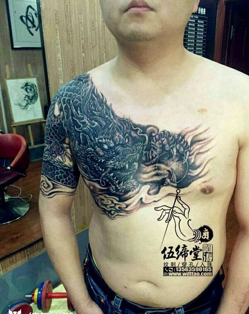遮盖大龙纹身图片_肩部胸部传统原创遮盖纹身图案