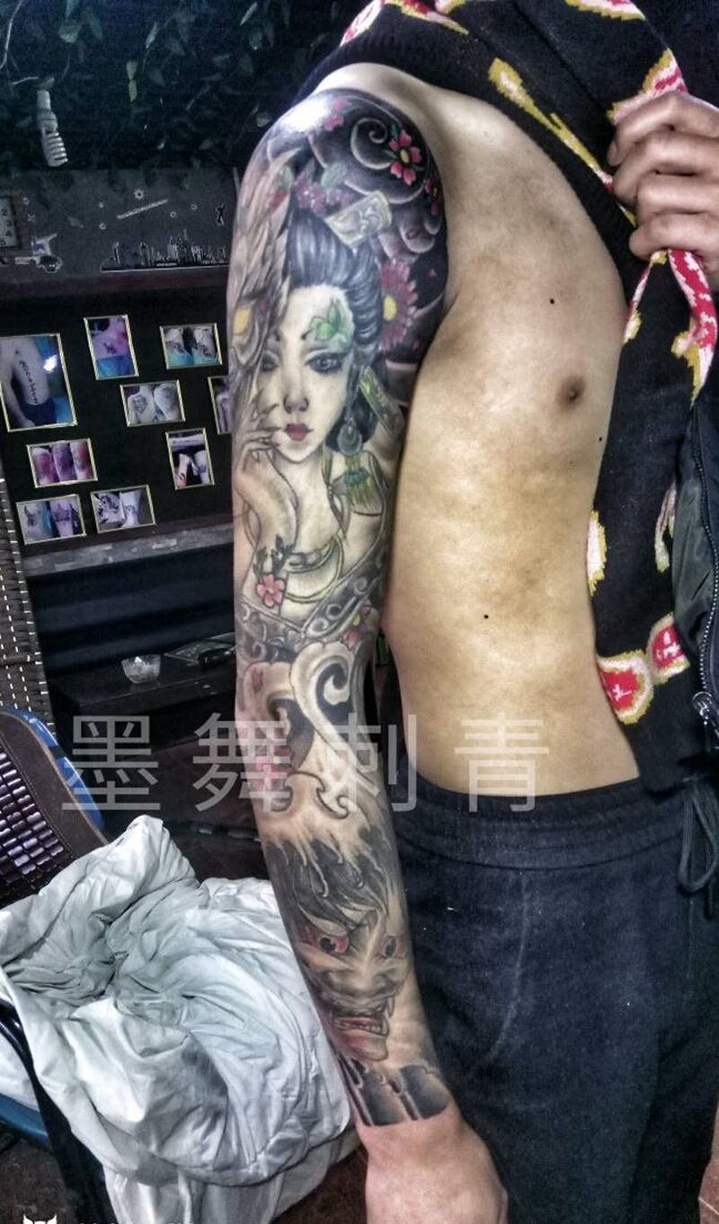 花臂纹身图片
