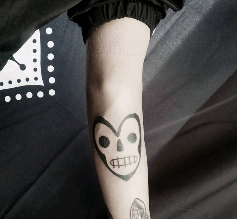 心纹身图片_手臂纹身图案