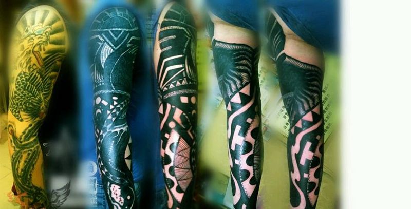 两个修改大花臂纹身图片_手臂欧美人物图腾纹身图案