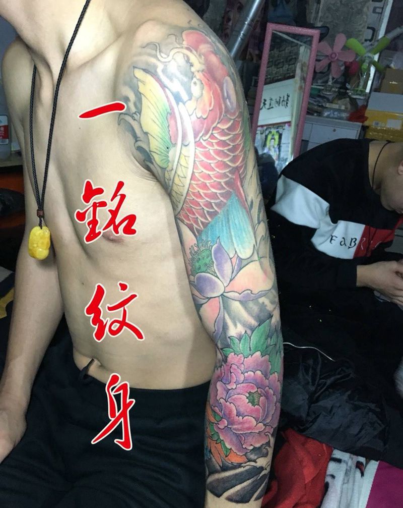 七分袖花臂纹身图片