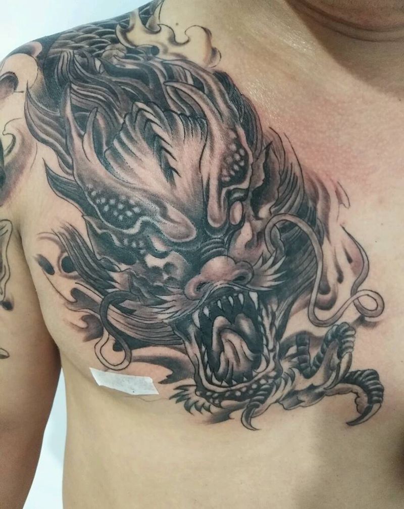 前胸龙纹身图片