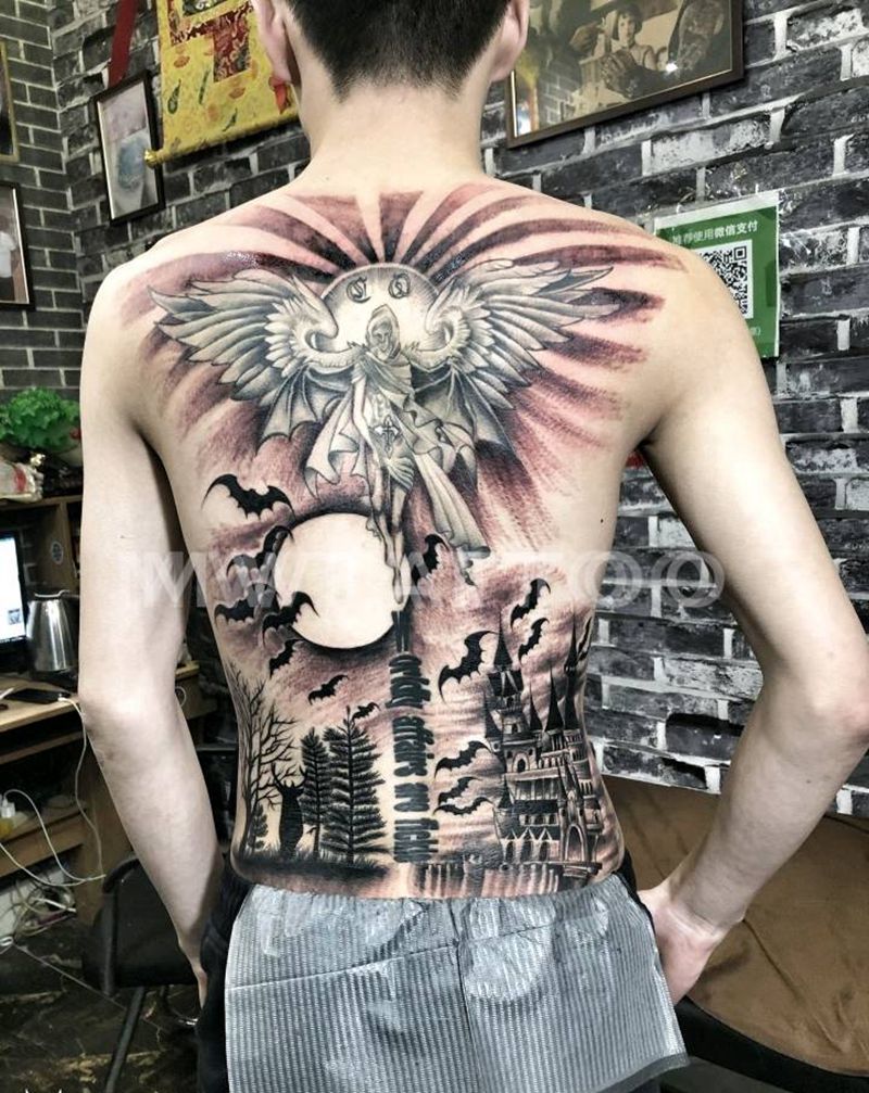 天使纹身图片_背部欧美写实纹身图案
