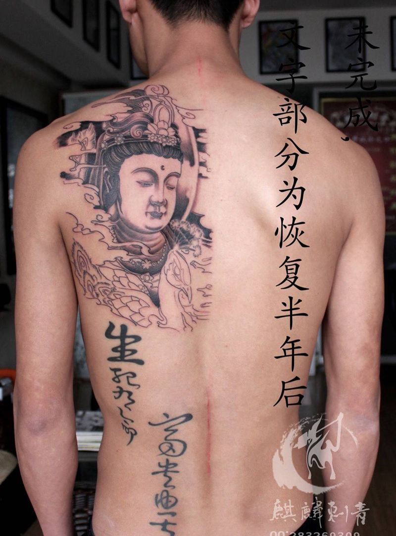 半背菩萨纹身图片_背部传统肖像图腾人物宗教纹身图案