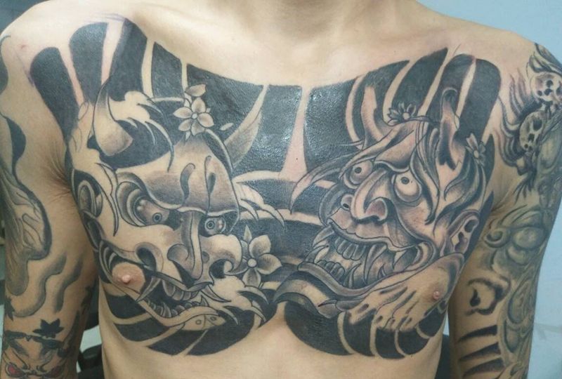 花胸修改纹身图片