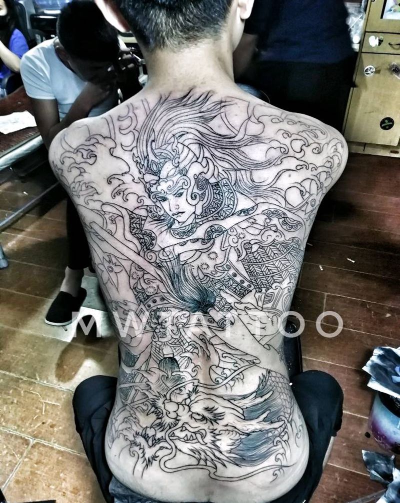 赵子龙战神纹身图片_背部新传统纹身图案