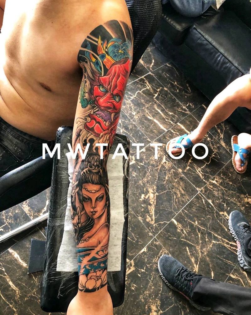 花臂纹身图片_手臂新传统纹身图案