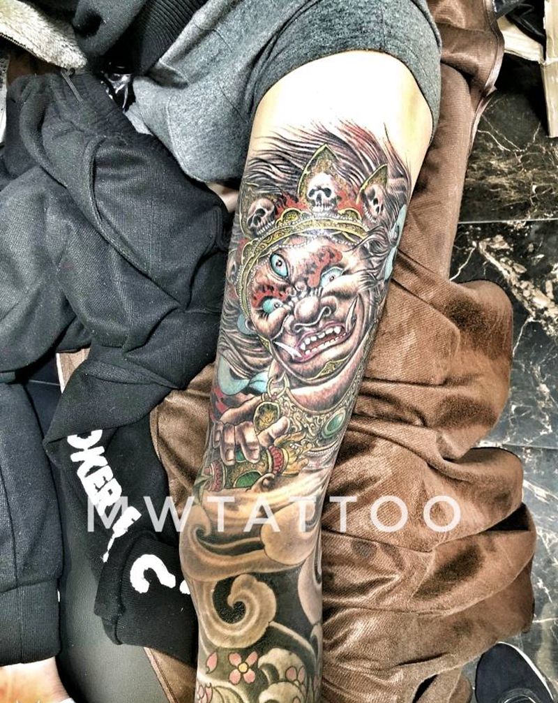 大黑天纹身图片_腿部新传统纹身图案