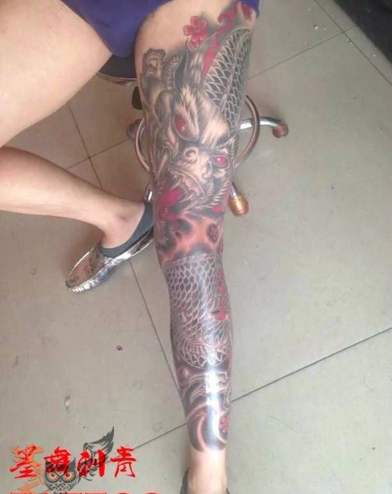 花腿盘腿龙纹身图片_原创传统腿部成品纹身图案