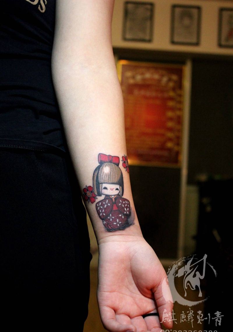 可爱小艺伎 疤痕遮盖纹身图片