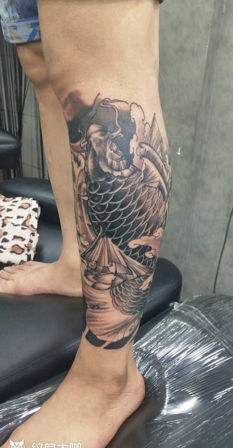 小腿鱼纹身纹身图片