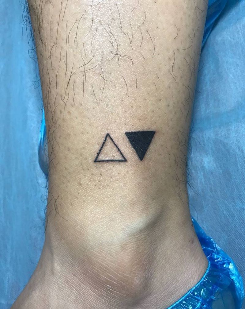 三角形纹身图片