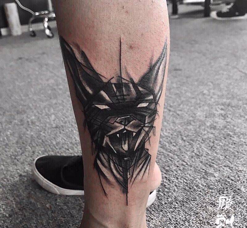 吴邪猫纹身图片_成品腰部几何纹身图案