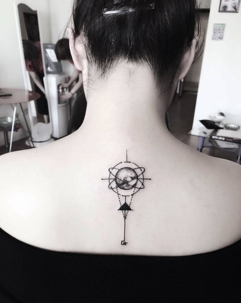 脖子后纹身纹身图片_成品颈部传统几何郑州纹身图案