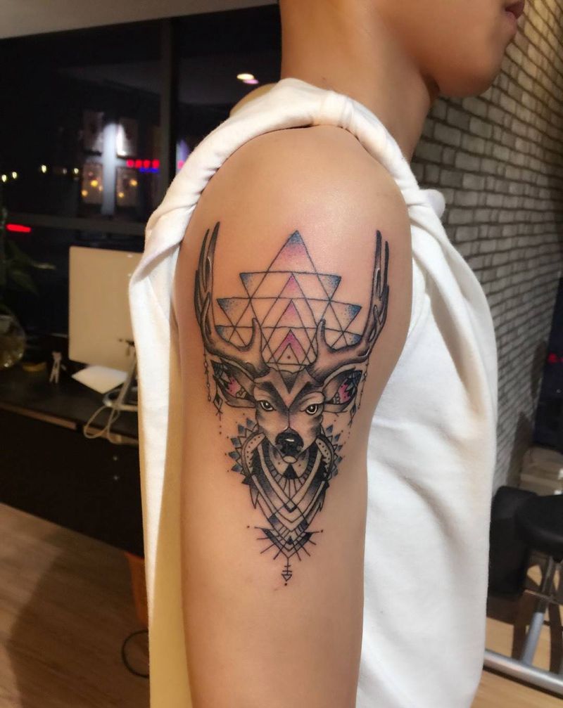 麋鹿纹身图片_成品手臂欧美动物郑州培训纹身图案