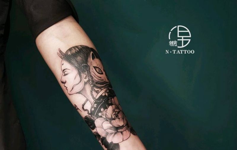 艺妓纹身图片_手臂新传统纹身图案