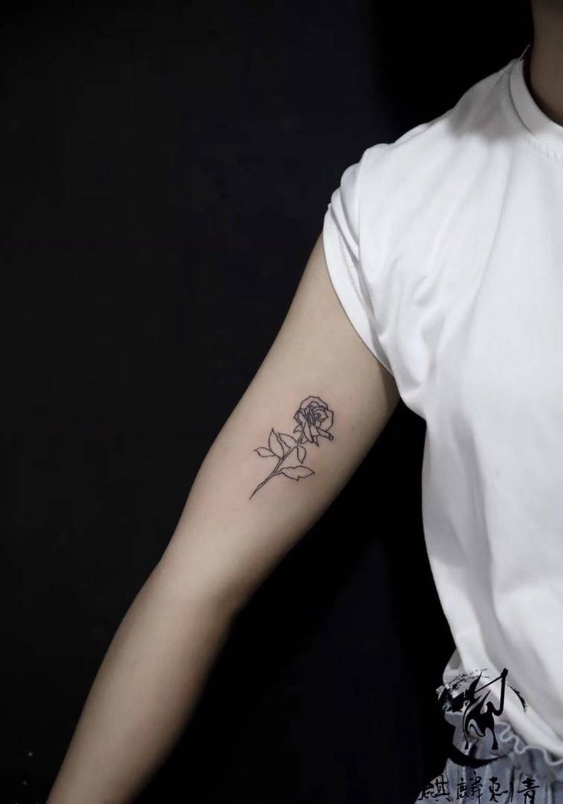 简约玫瑰纹身图片_腿部几何简约纹身图案