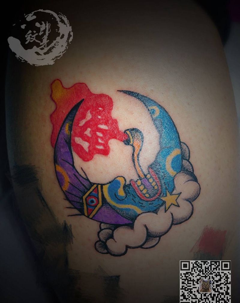 school月亮纹身图片_成品手稿腿部欧美原创纹身图案